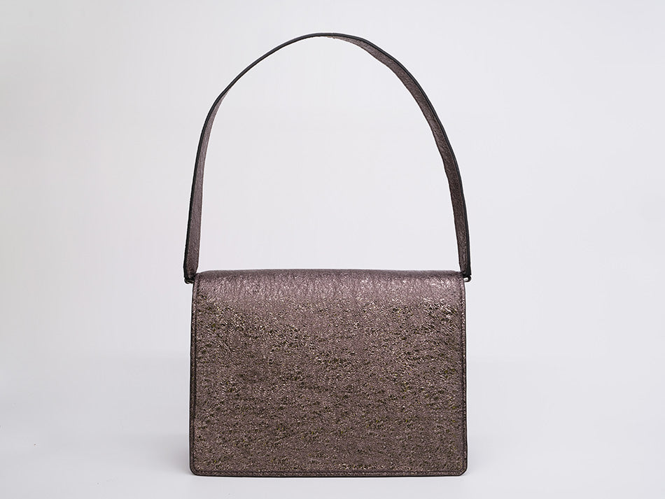 samantha lead grey